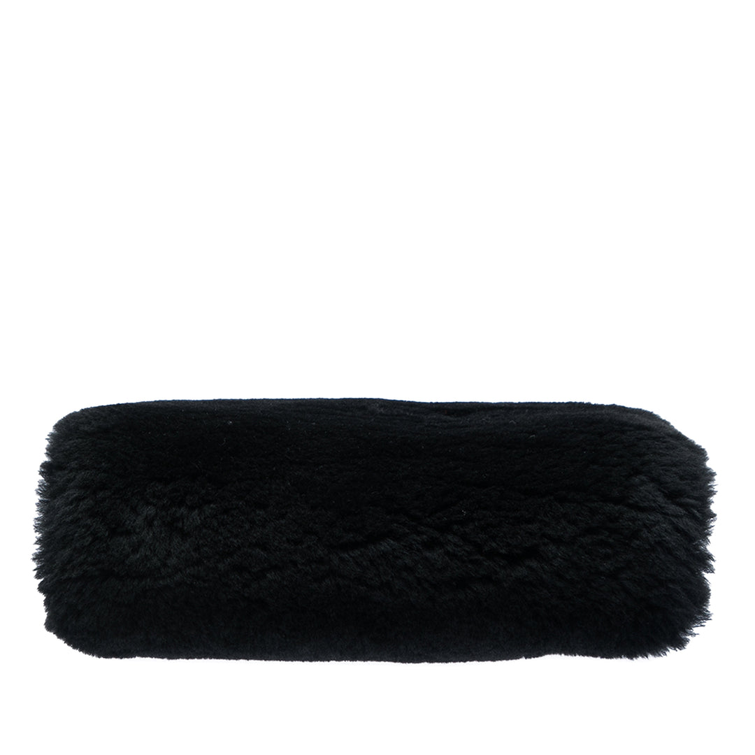 Chanel CC Shearling Muff Sac Matière naturelle