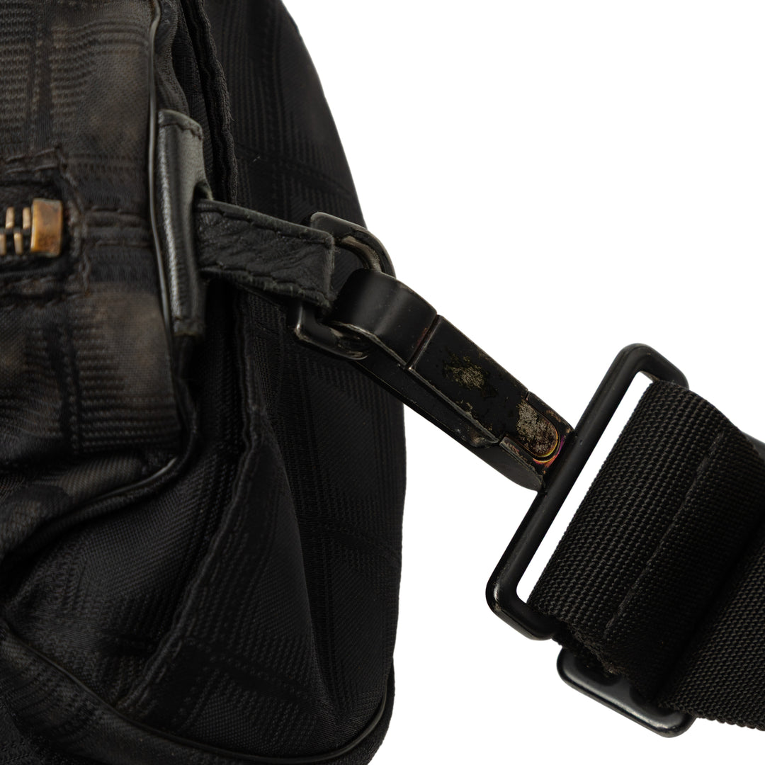 Chanel New Travel Line Barrel Sac Noir – vue 8 – GABY PARIS