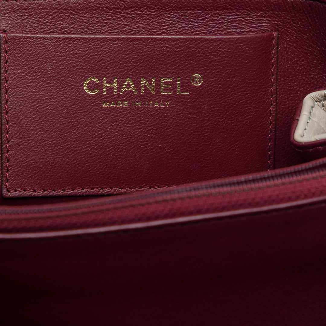 Chanel Jumbo CC Matelassé Crumpled Cuir de veau Straight à rabat