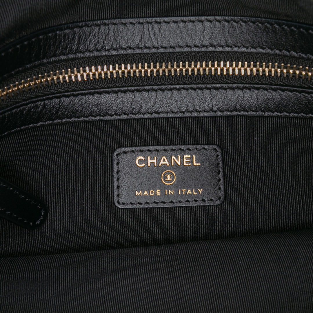 Chanel Medium Straw Deauville O Étui Pochette