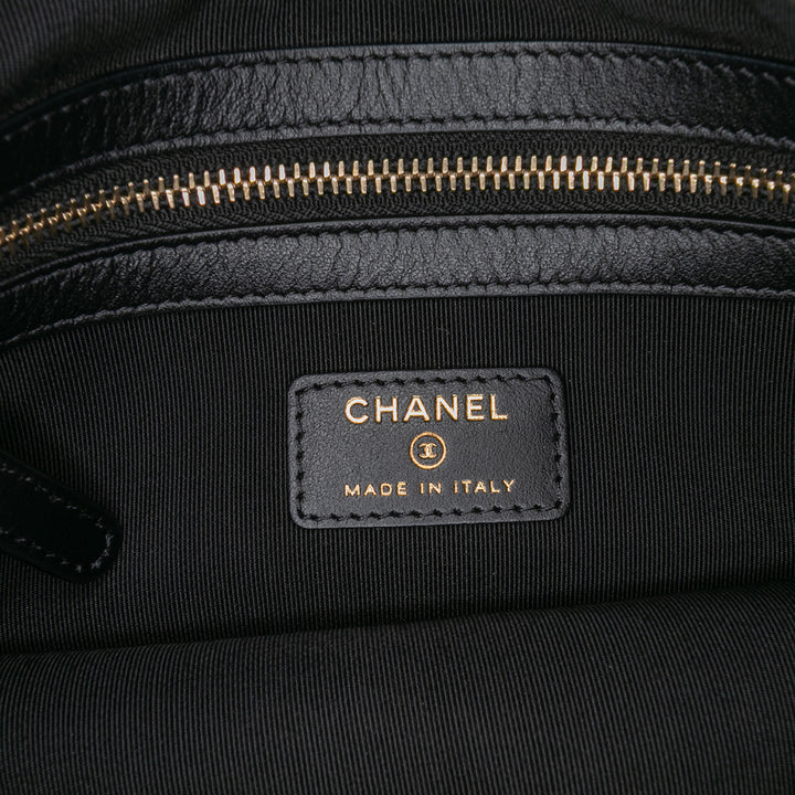Chanel Medium Straw Deauville O Étui Pochette