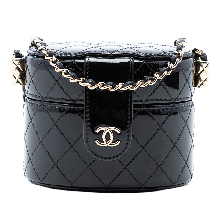 Chanel CC Matelassé Cuir verni Vanity avec chaîne