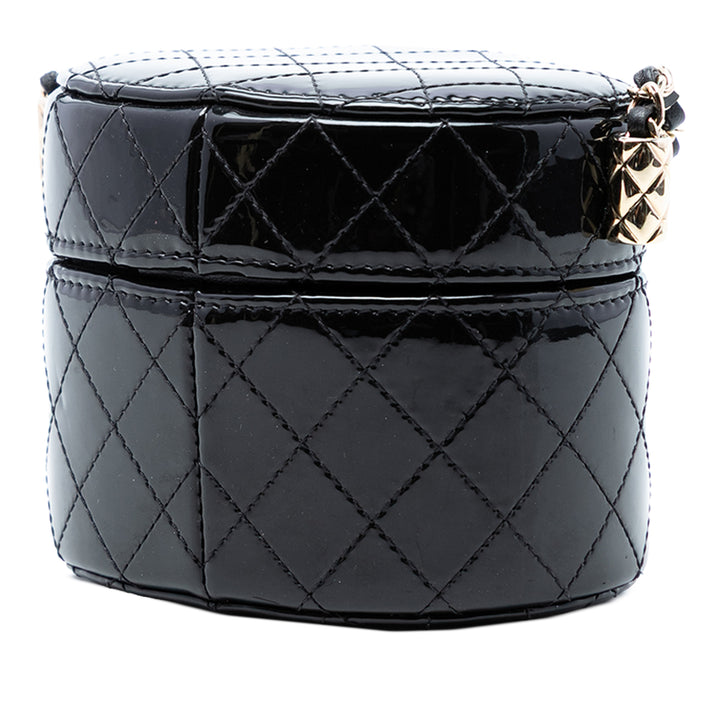 Chanel CC Matelassé Cuir verni Vanity avec chaîne