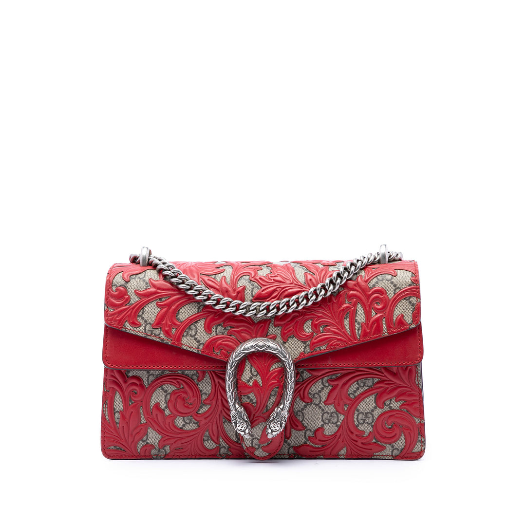 Gucci Arabesque Dionysus Sac Moyen GG Supreme Rouge – vue principale – GABY PARIS