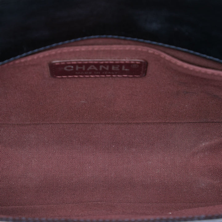 Chanel Old Medium Matelassé Glazed Cuir de veau Sac rond à chaîne Boy à rabat