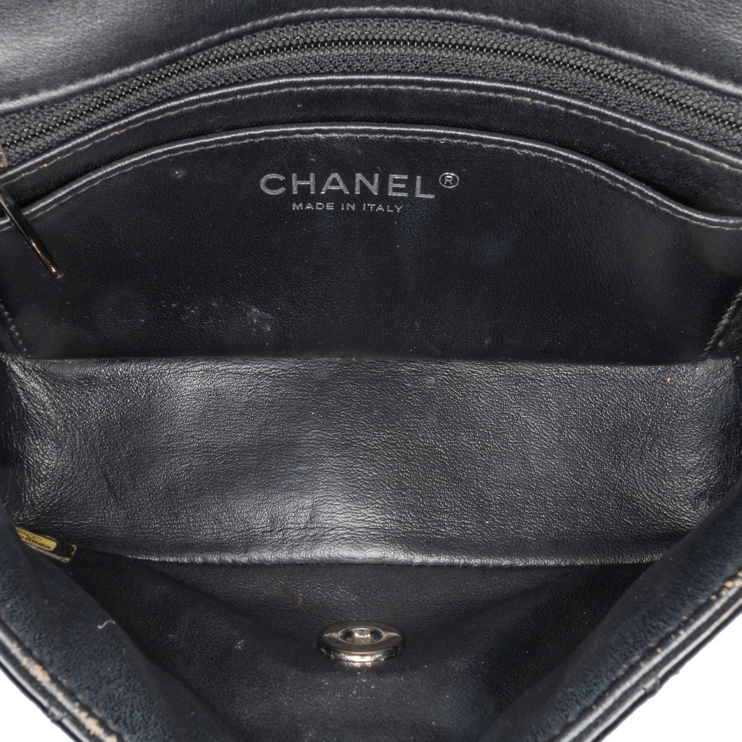 Mini Rectangular Classic Patent Single Flap Black - Gaby Paris