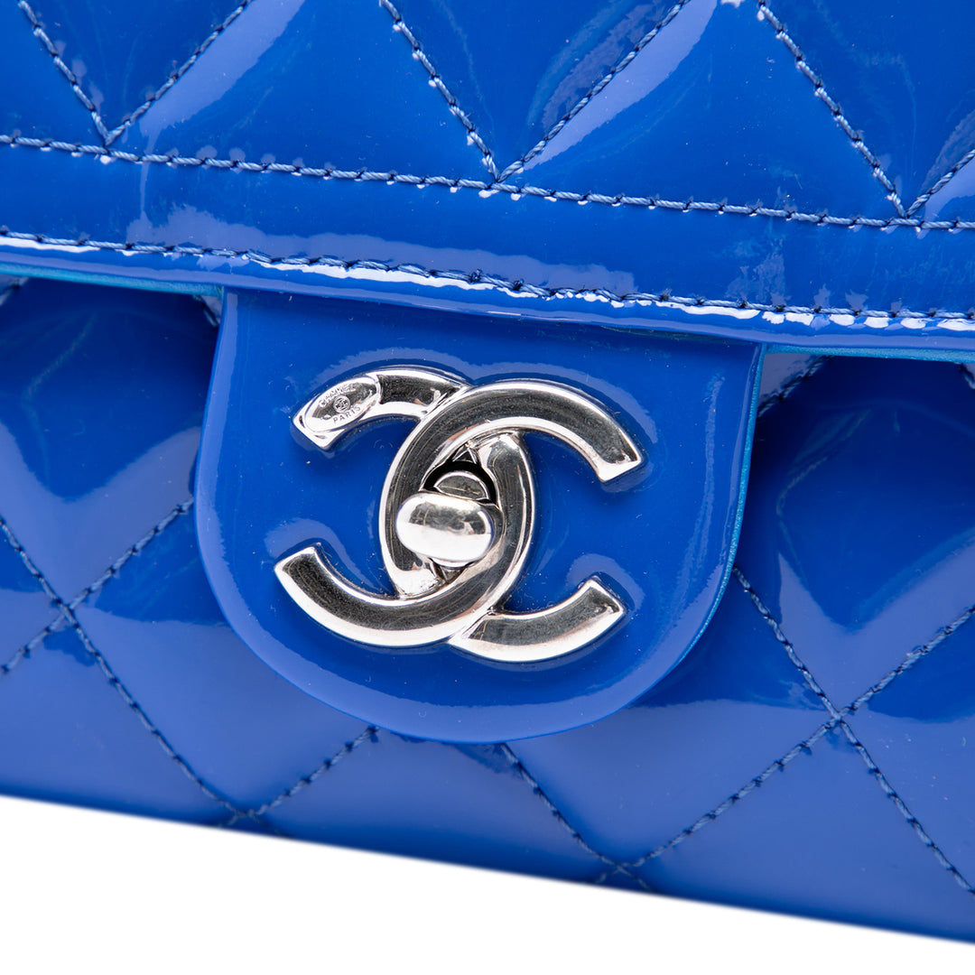 Chanel Matelassé Coco Shine à rabat Moyen Bleu