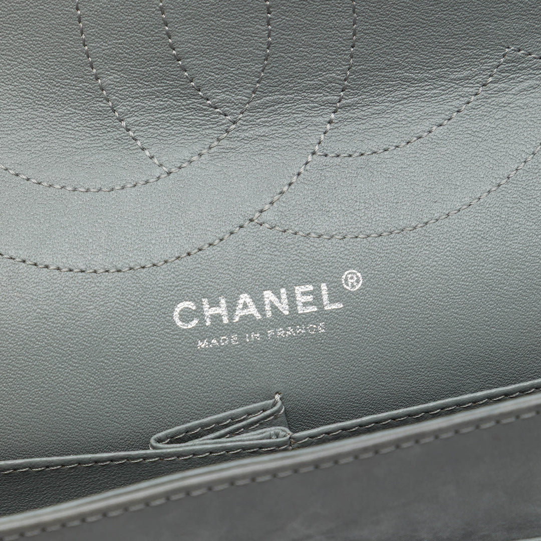 Chanel Bicolor Caviar et Iridescent Cuir de veau Reissue 2.55 Double rabat 226