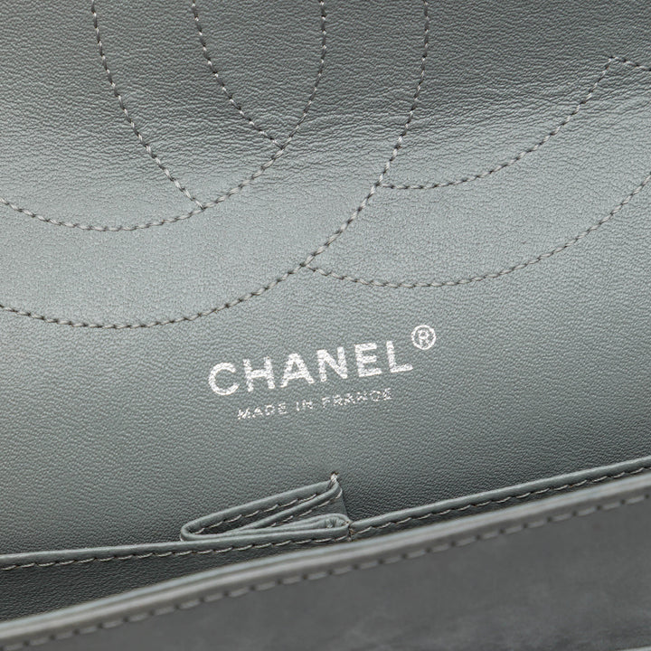 Chanel Bicolor Caviar et Iridescent Cuir de veau Reissue 2.55 Double rabat 226