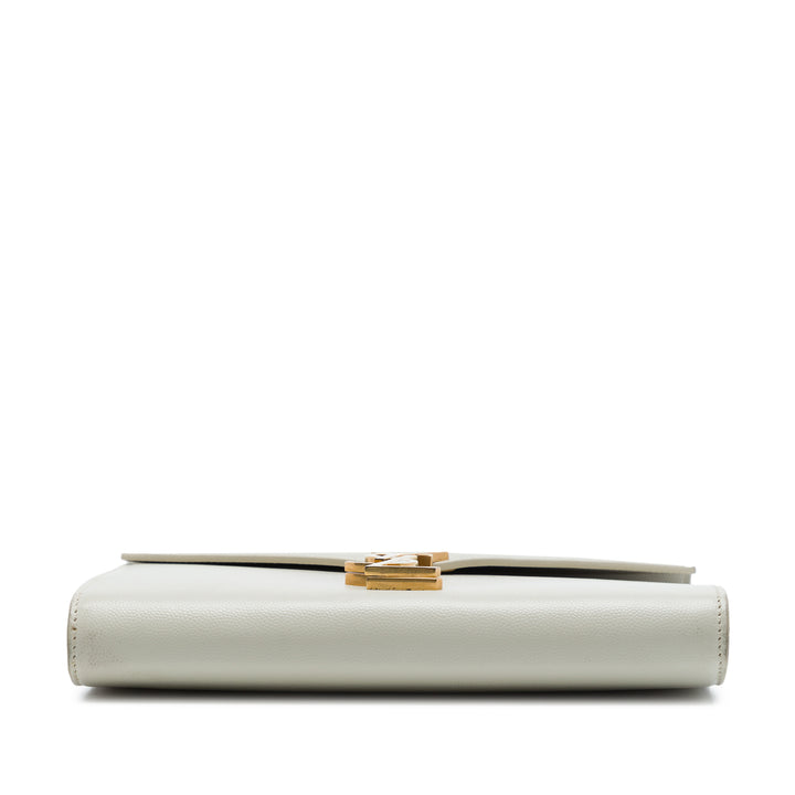 Saint Laurent Grain De Poudre Cassandra Chaîne Portefeuille Monogram Blanc – vue 3 – GABY PARIS