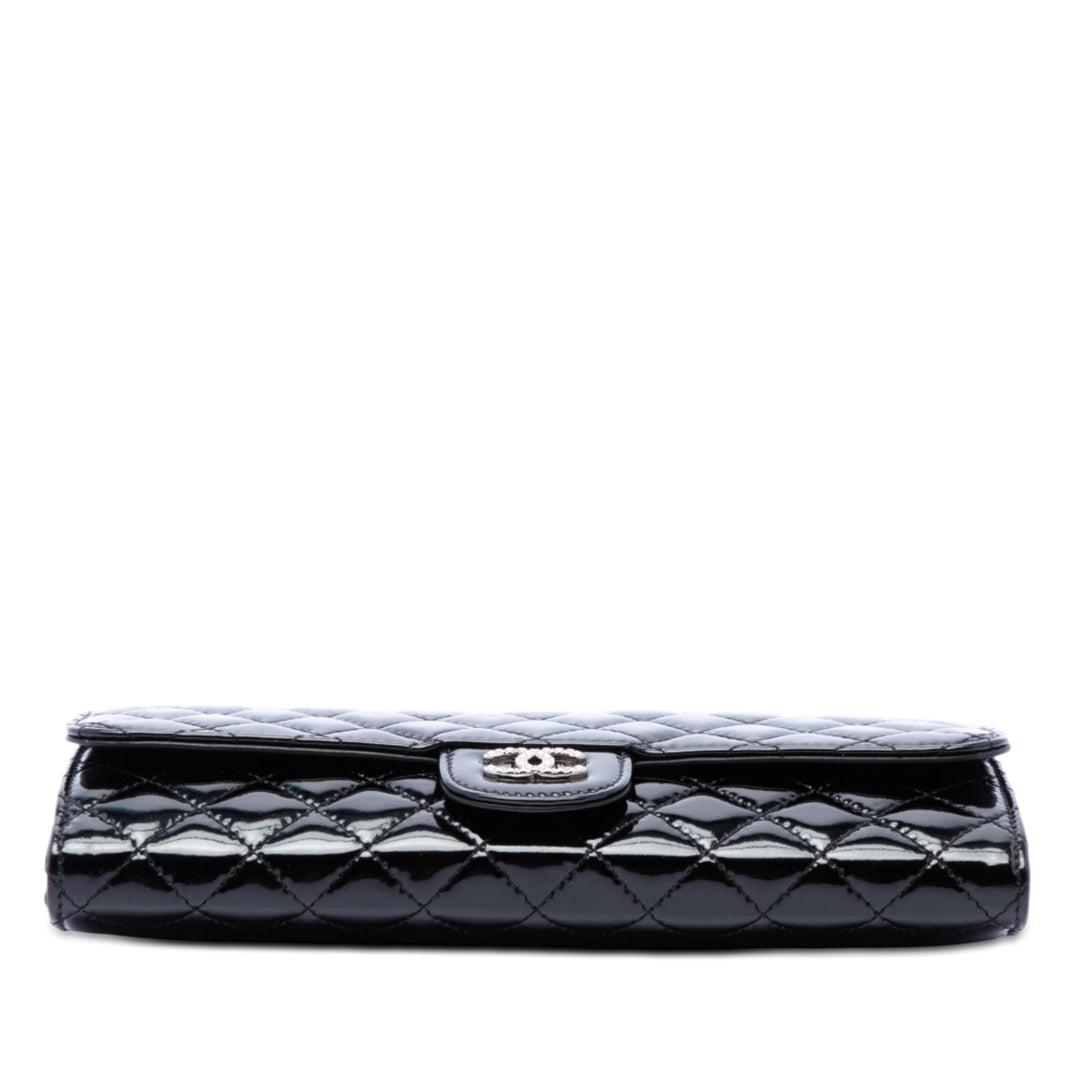 Chanel Matelassé Brilliant East West à rabat Pochette avec chaîne Cuir
