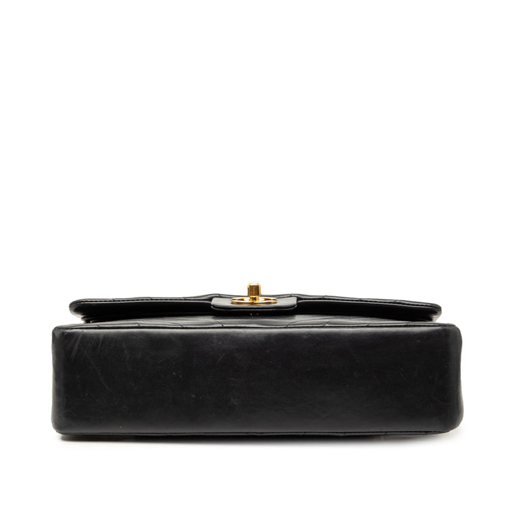 Chanel Medium Classic Chevron Cuir d’agneau Double rabat