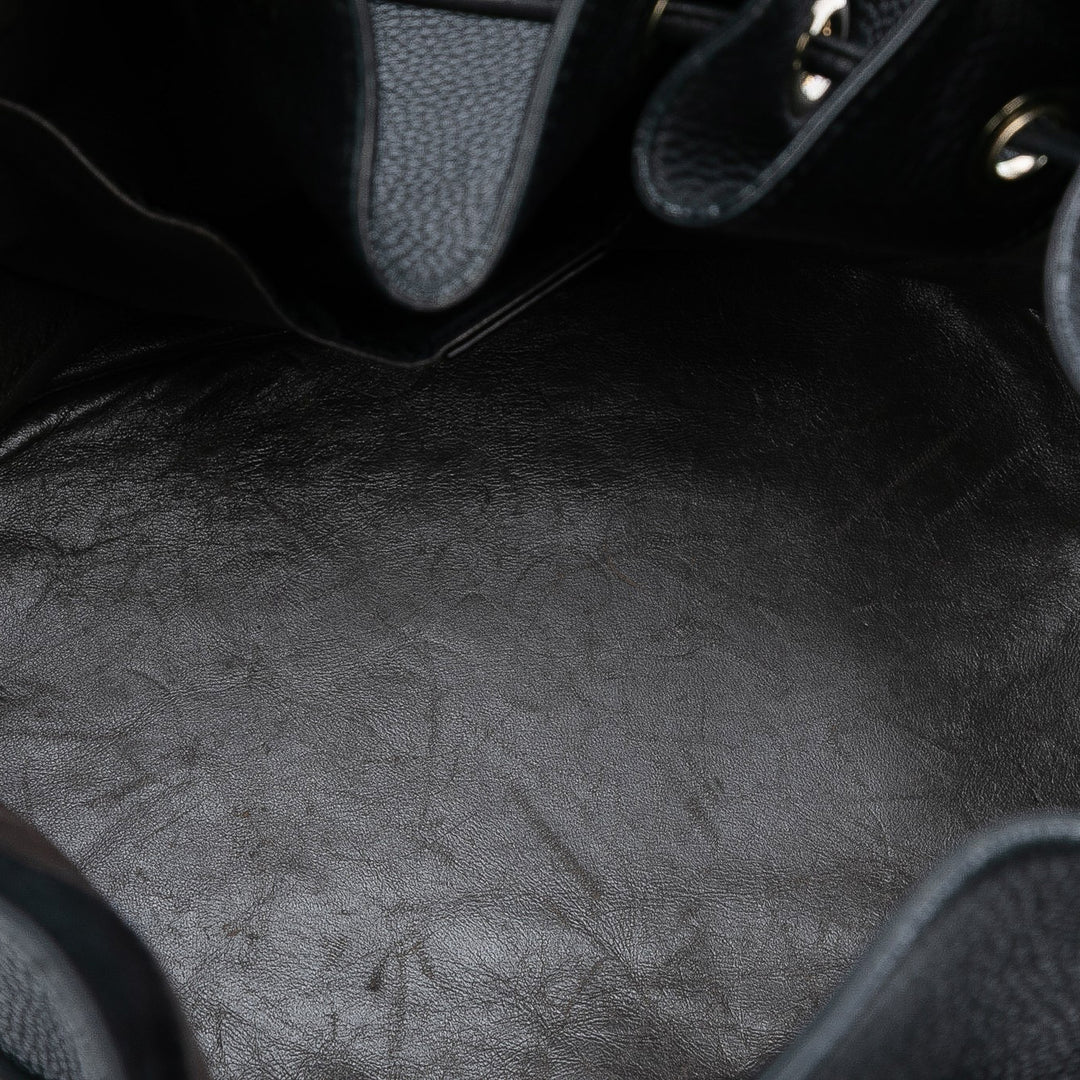 Gucci Pebbled Cuir de veau Miss Bamboo Pompon Bucket Sac