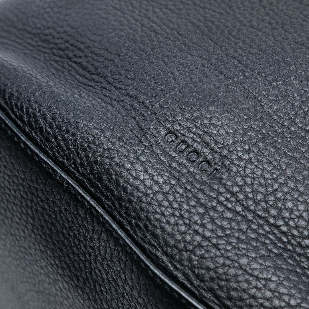 Gucci Pebbled Cuir de veau Miss Bamboo Pompon Bucket Sac