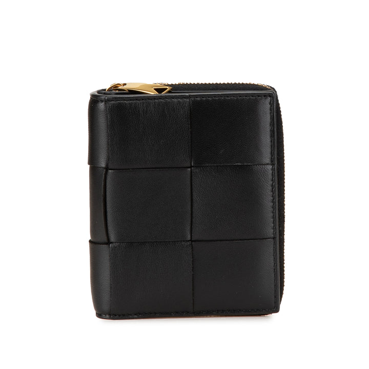 Bottega Veneta Cuir d’agneau Maxi Intreccio Cassette Bifold Zip Portefeuille