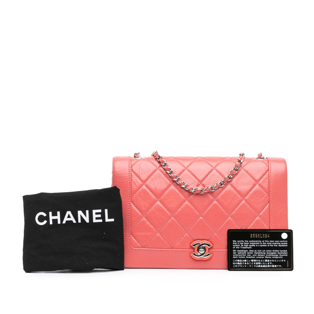 Chanel Crumpled Cuir de veau Bi Quilted Vintage Rabat intégral Rose – GABY PARIS Authentique