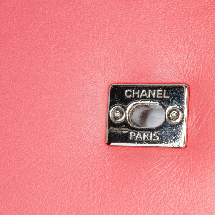 Chanel Crumpled Cuir de veau Bi Quilted Vintage Rabat intégral Rose – GABY PARIS Authentique