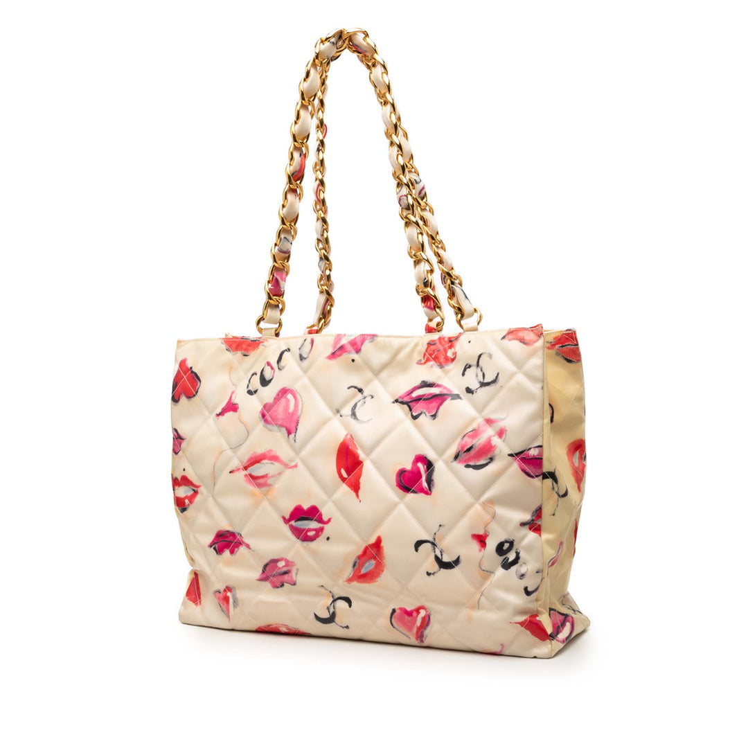 Chanel CC Coated Toile Kisses et Lips Print Cabas