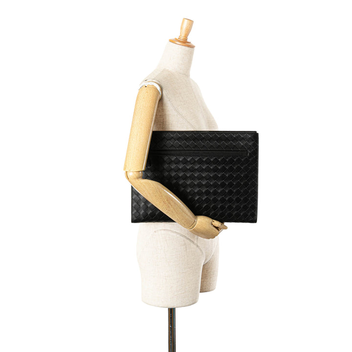 Medium Calfskin Intrecciato Document Case Black - Gaby Paris