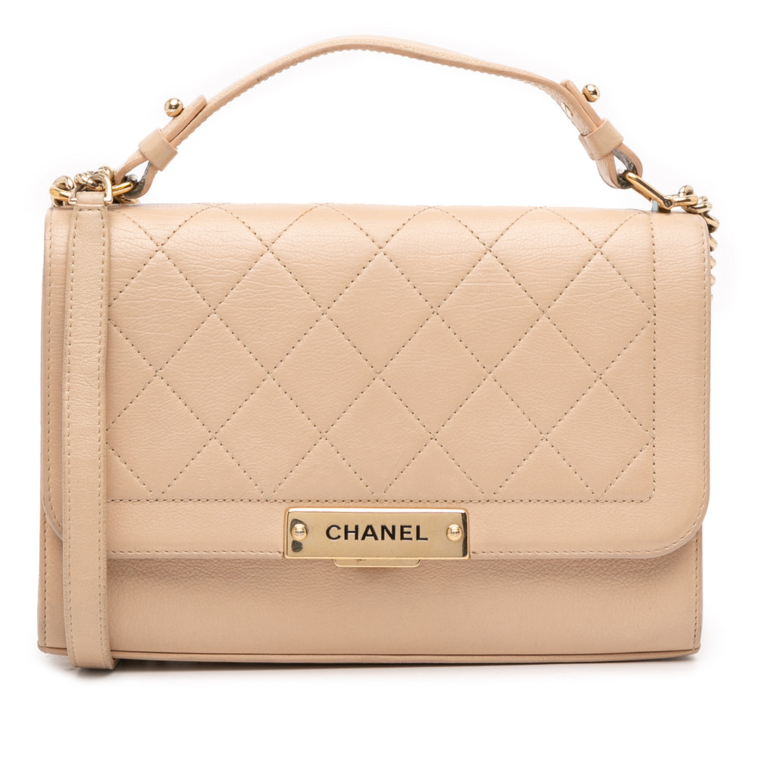 Chanel Medium Quilted Cuir de veau Label Click Flap Marron – GABY PARIS Authentique