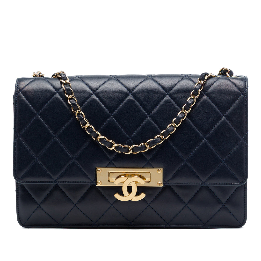 Chanel Matelassé Cuir d’agneau Golden Class à rabat