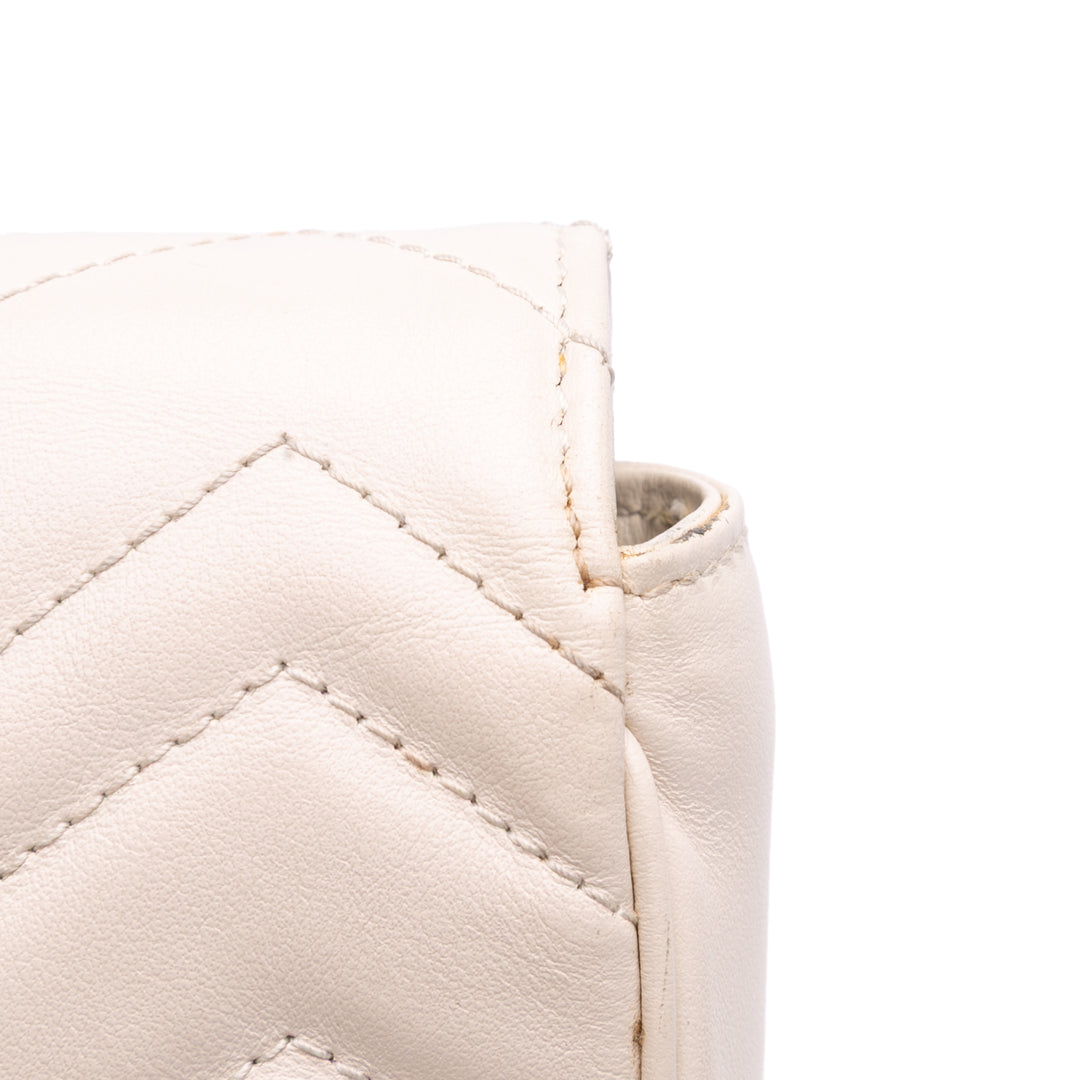 Gucci Mini GG Marmont Matelasse Cuir à rabat Sac porté croisé