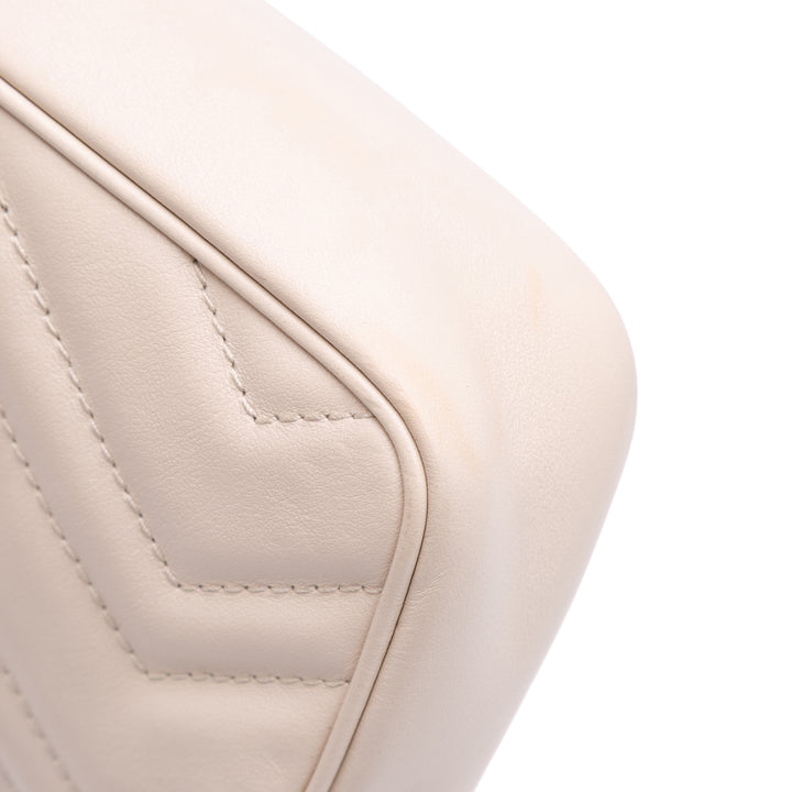 Gucci Mini GG Marmont Matelasse Cuir à rabat Sac porté croisé