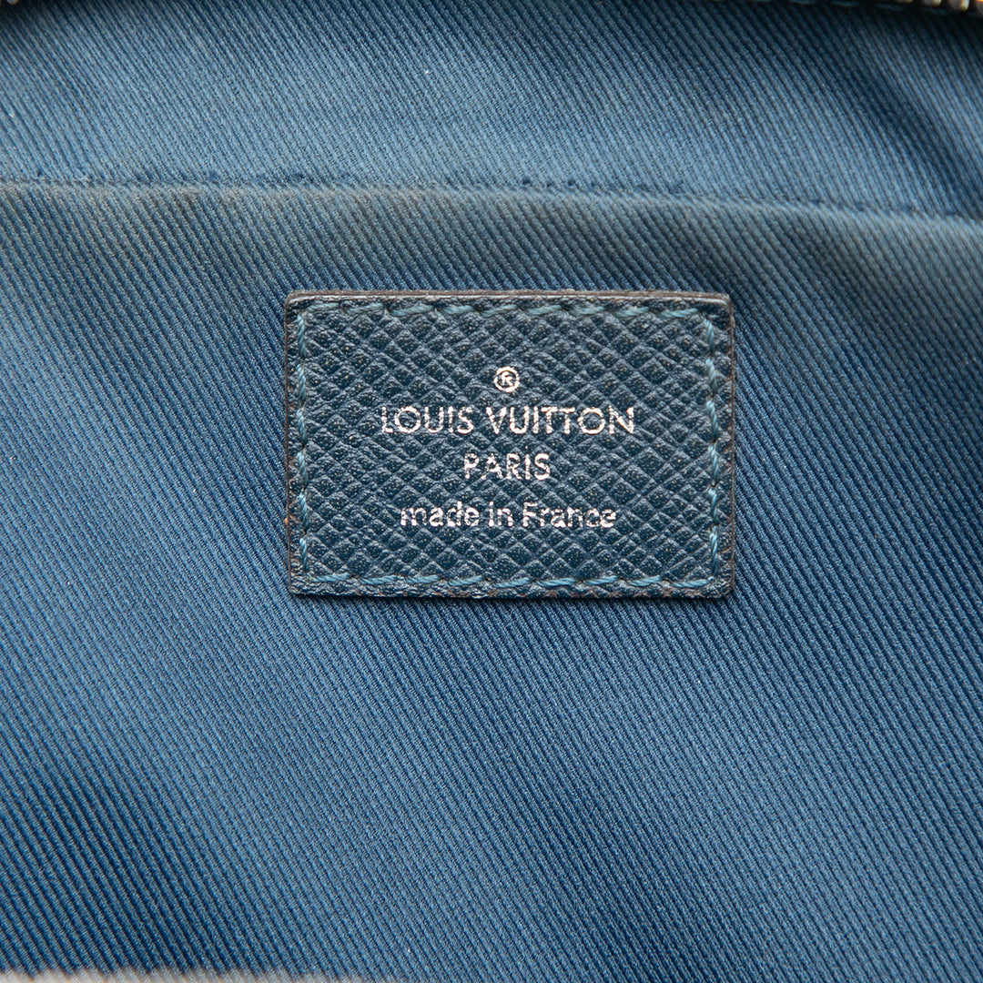 Louis Vuitton Taiga Porte Documents Business MM