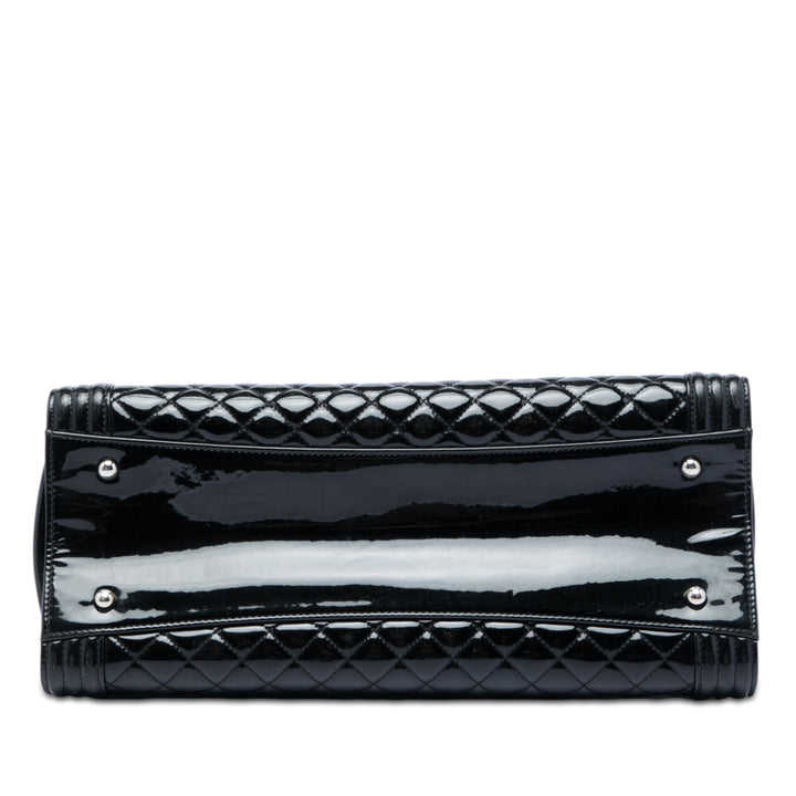 Chanel Matelassé Boy Cabas Grand Cuir