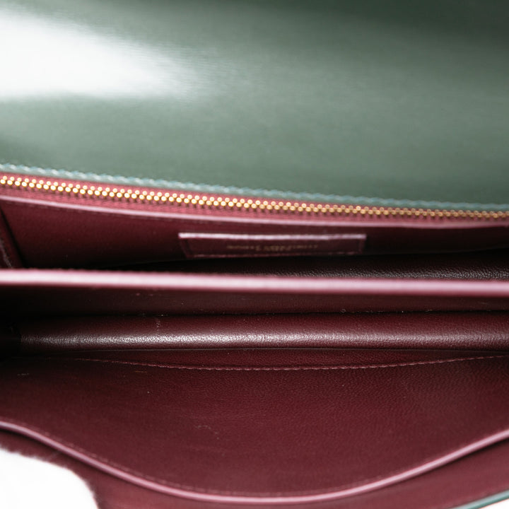 Saint Laurent Smooth Cuir de veau Monogram Cassandra Clasp Sac