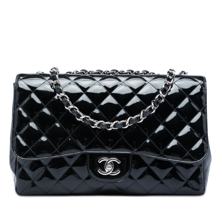 Chanel Jumbo Classic Cuir verni Simple rabat