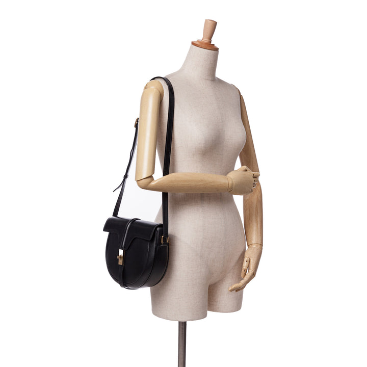Medium Leather Besace 16 Crossbody Black - Gaby Paris