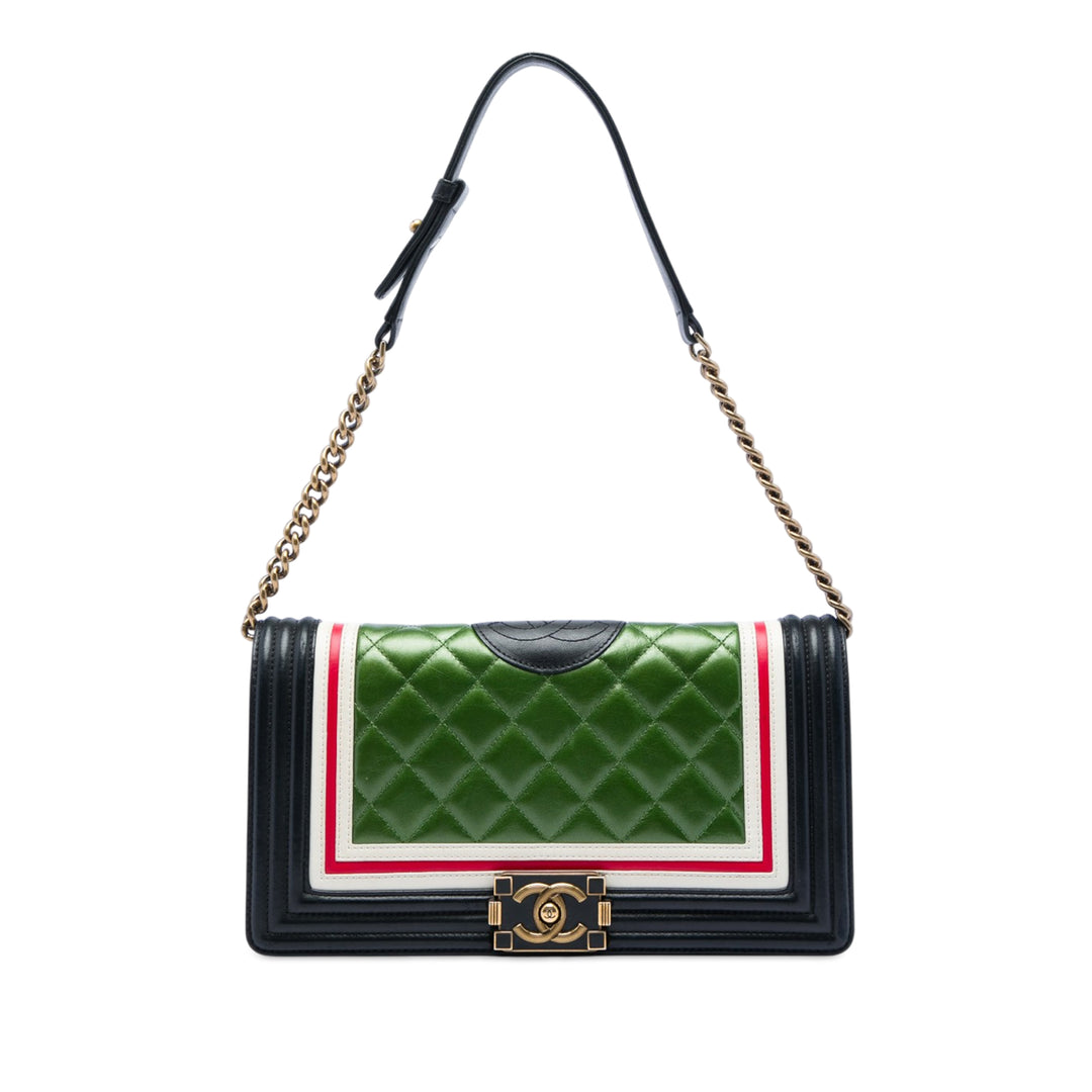 Chanel Multicolor Matelassé Crest East West Boy à rabat Cuir d'agneau