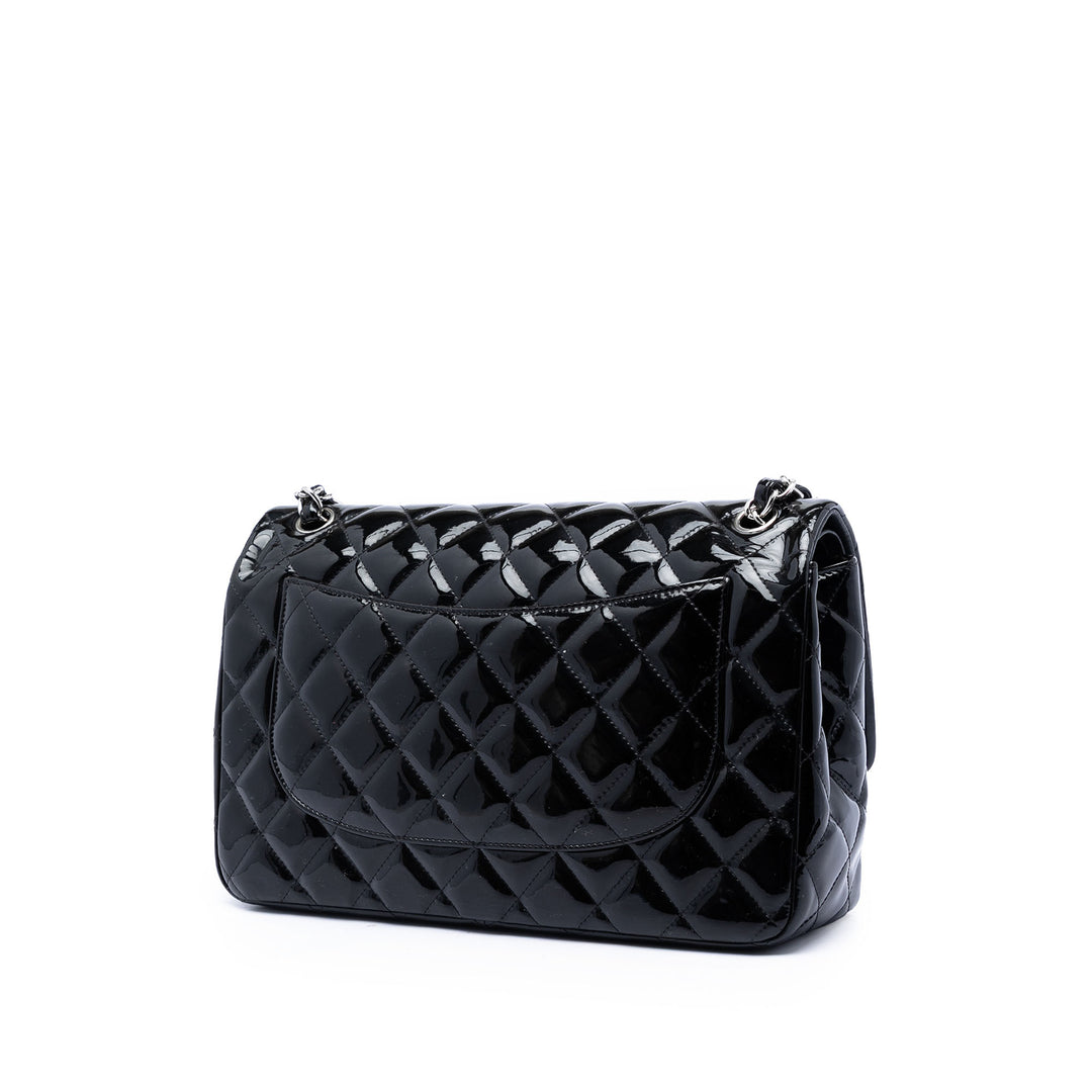Chanel Jumbo Classic Cuir verni Double rabat