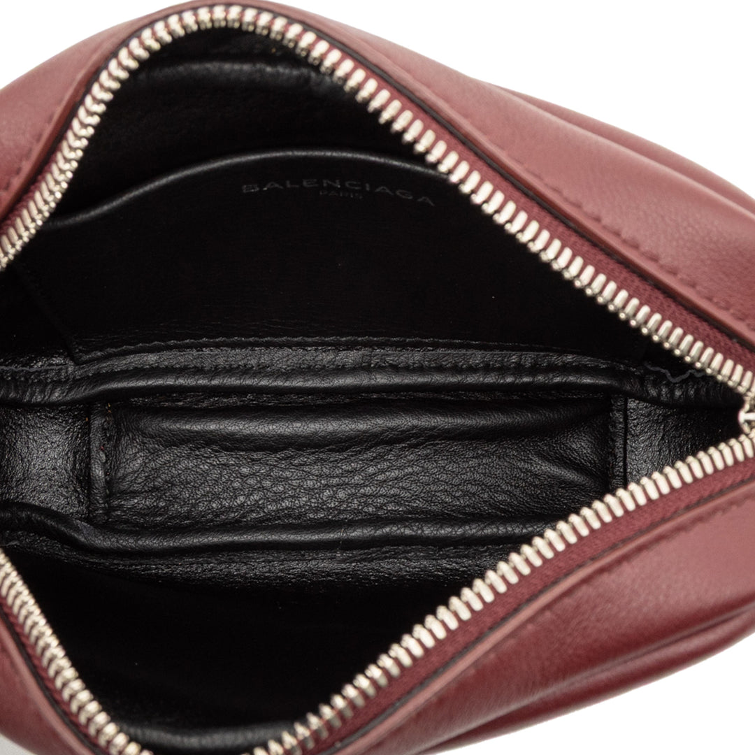 Balenciaga XS Cuir Everyday Sac caméra – GABY PARIS Authentique