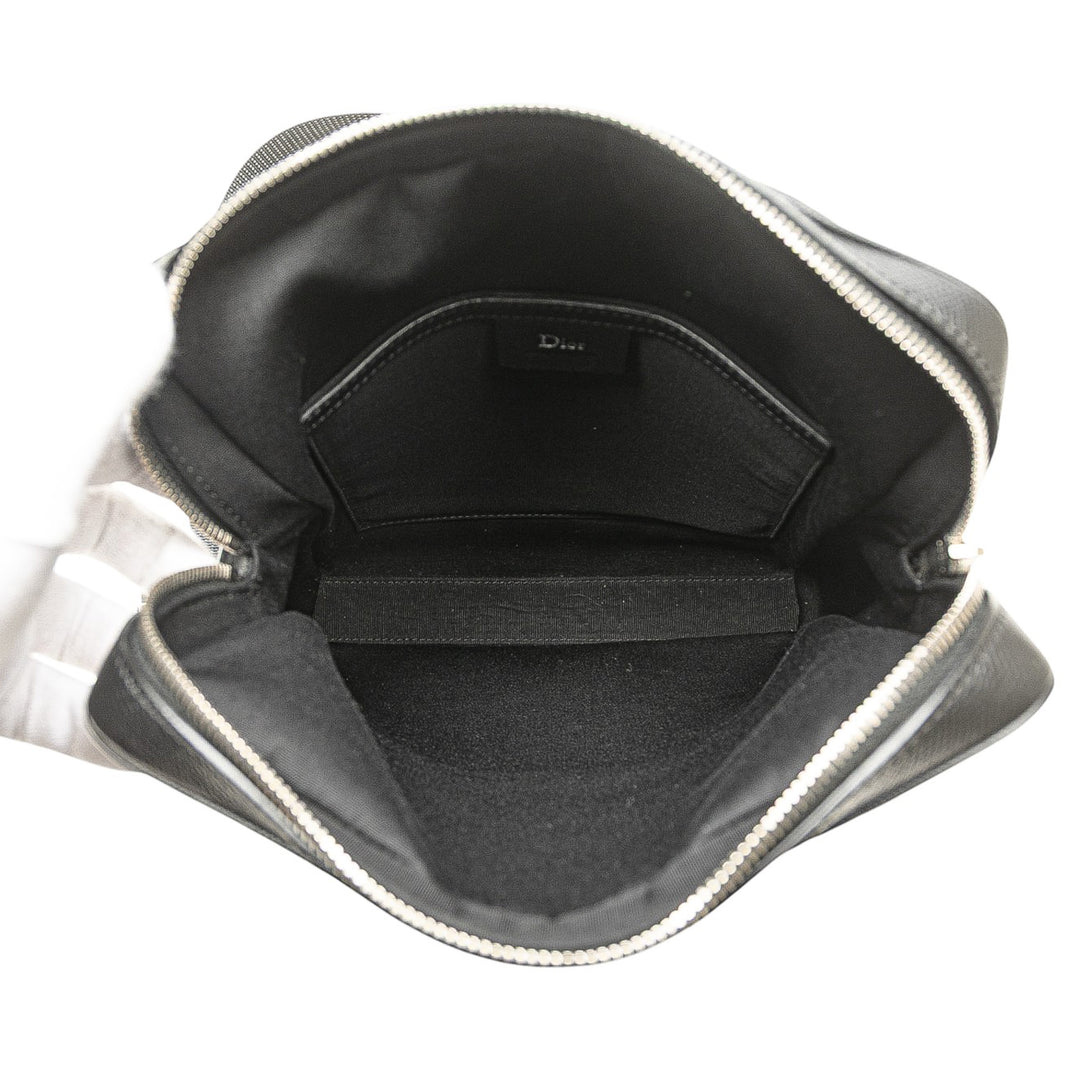 Dior Toile and Leather Homme Crossbody Noir – GABY PARIS Authentique