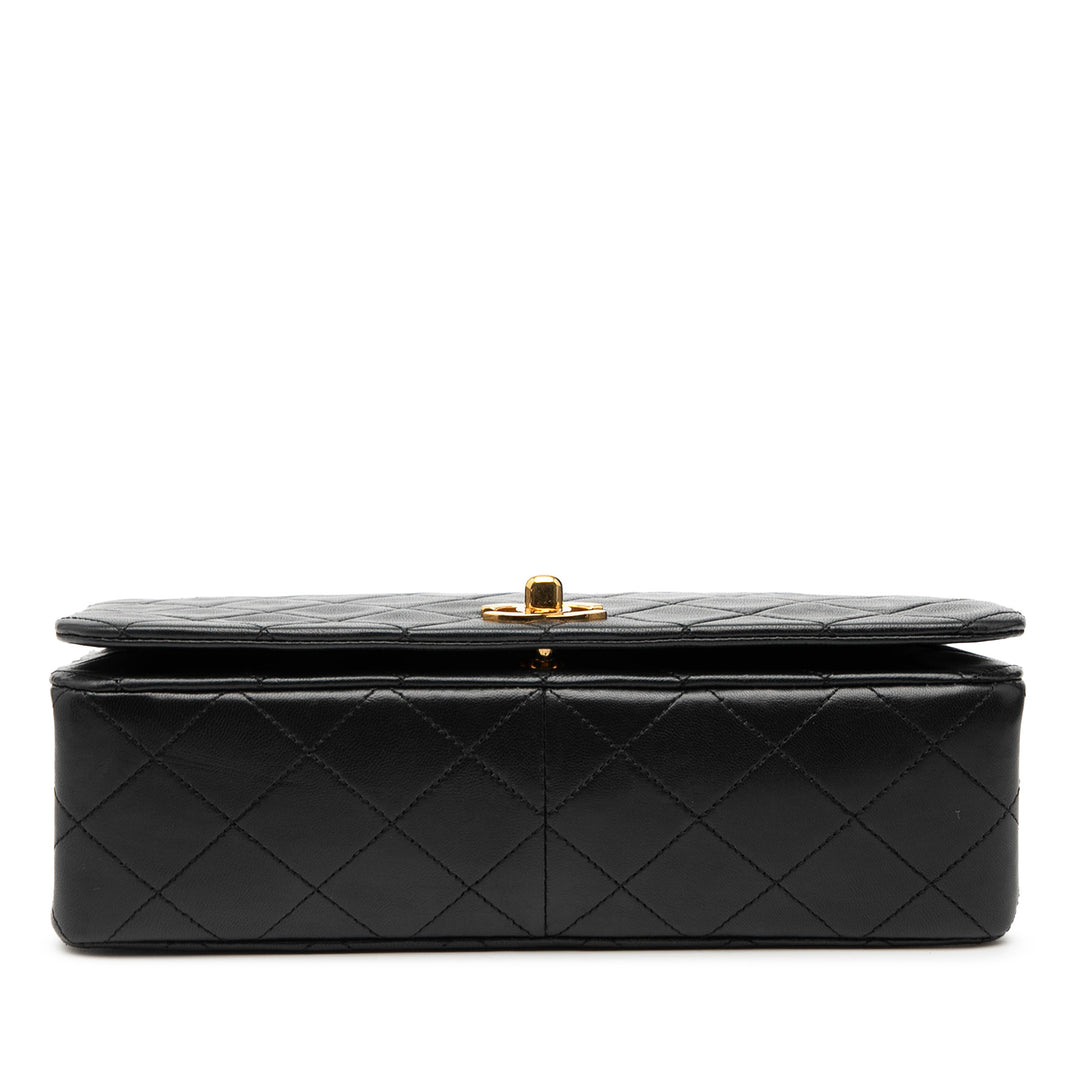 Chanel Medium Matelassé Cuir d’agneau Rabat intégral – GABY PARIS Authentique
