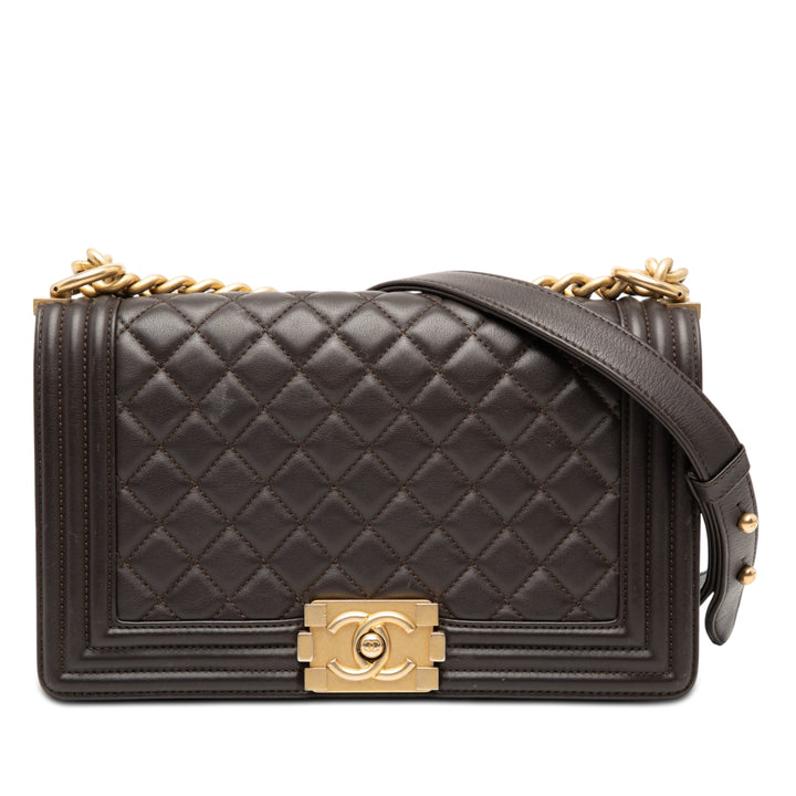 Chanel Old Medium Matelassé Cuir d’agneau Boy à rabat