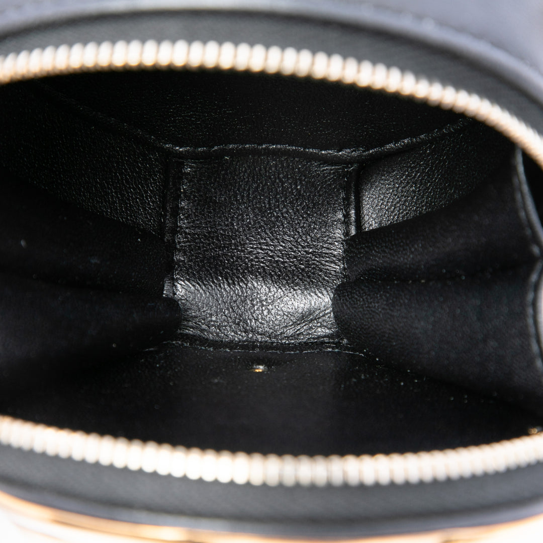 CC et Camellia Rond Pochette avec chaîne Cuir d'agneau Noir