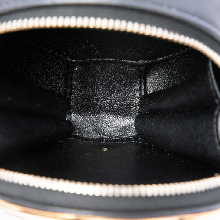 CC et Camellia Rond Pochette avec chaîne Cuir d'agneau Noir