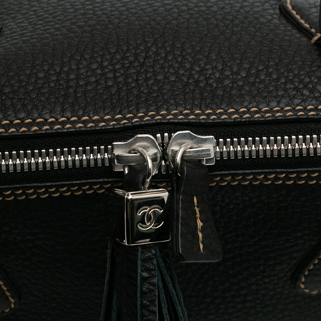 Medium Pebbled Calfskin LAX Tassel Handbag Black - Gaby Paris
