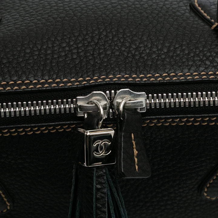 Medium Pebbled Calfskin LAX Tassel Handbag Black - Gaby Paris