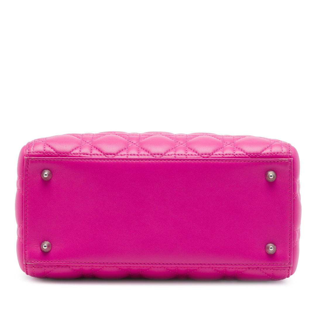 Dior Lady Dior Cannage Moyen Cuir d'agneau Rose – vue 3 – GABY PARIS