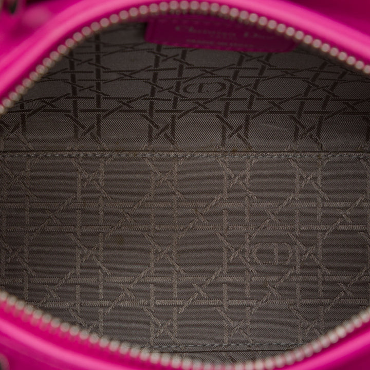 Dior Lady Dior Cannage Moyen Cuir d'agneau Rose – vue 4 – GABY PARIS