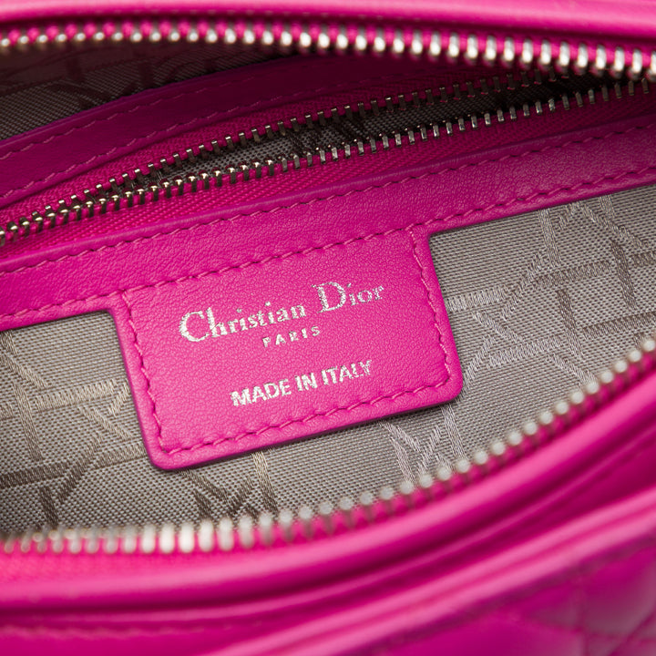 Dior Lady Dior Cannage Moyen Cuir d'agneau Rose – vue 5 – GABY PARIS