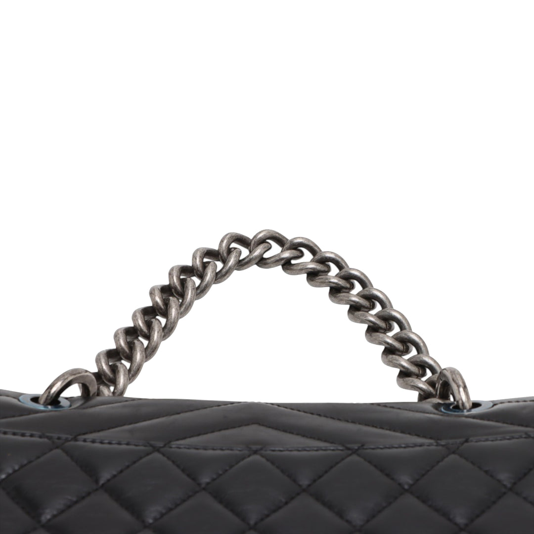 Chanel Cuir d’agneau Mad About Quilting à rabat