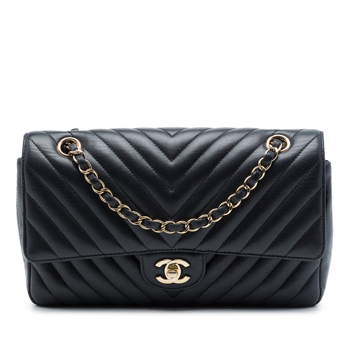 Chanel Medium Classic Chevron Crumpled Cuir de veau Double rabat