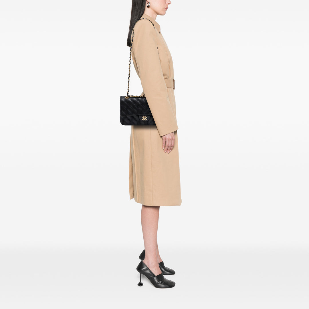 Classic Chevron Pleated Double rabat Moyen Cuir de veau Noir