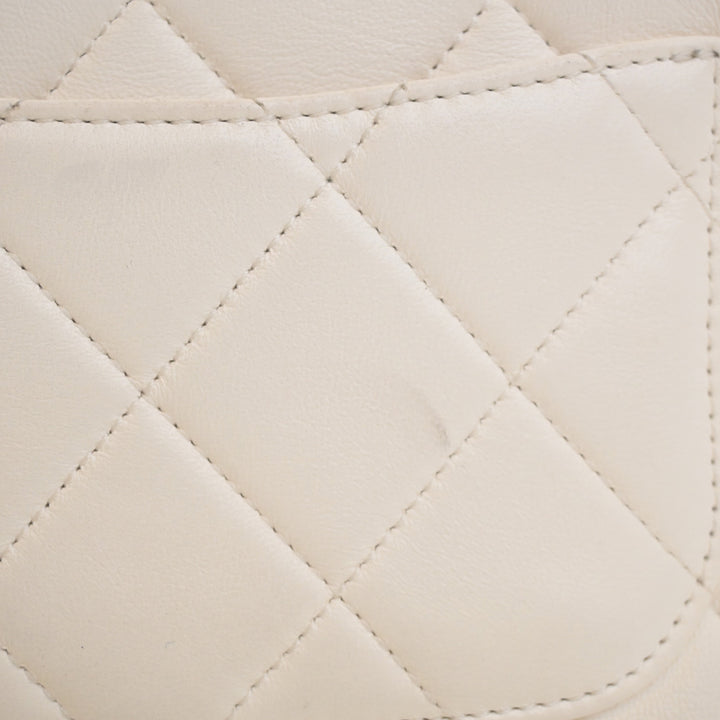 Chanel Small Matelassé Cuir d’agneau Chain à rabat