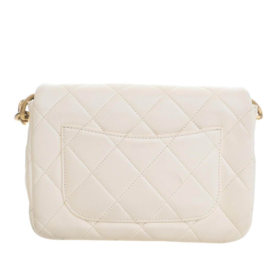 Chanel Small Matelassé Cuir d’agneau Chain à rabat